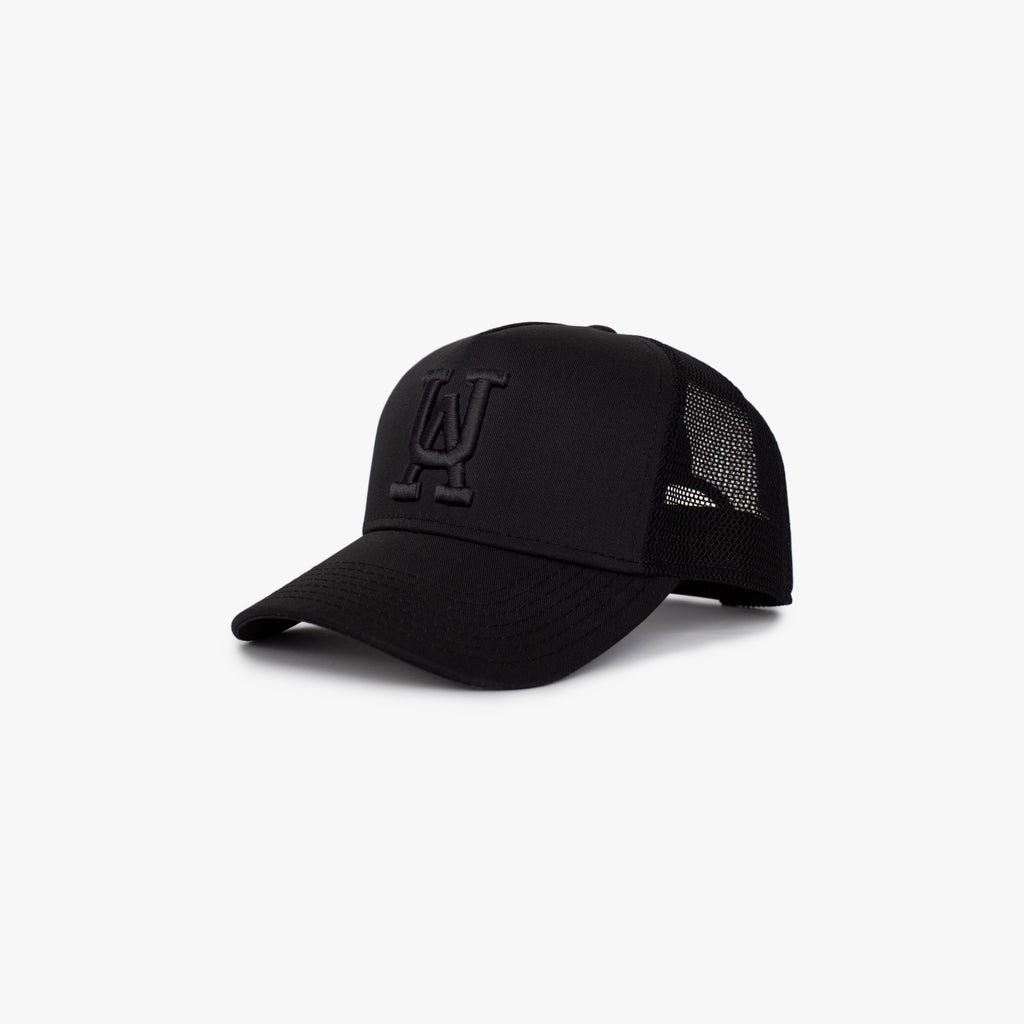 UA TRUCKER TOTAL BLACK
