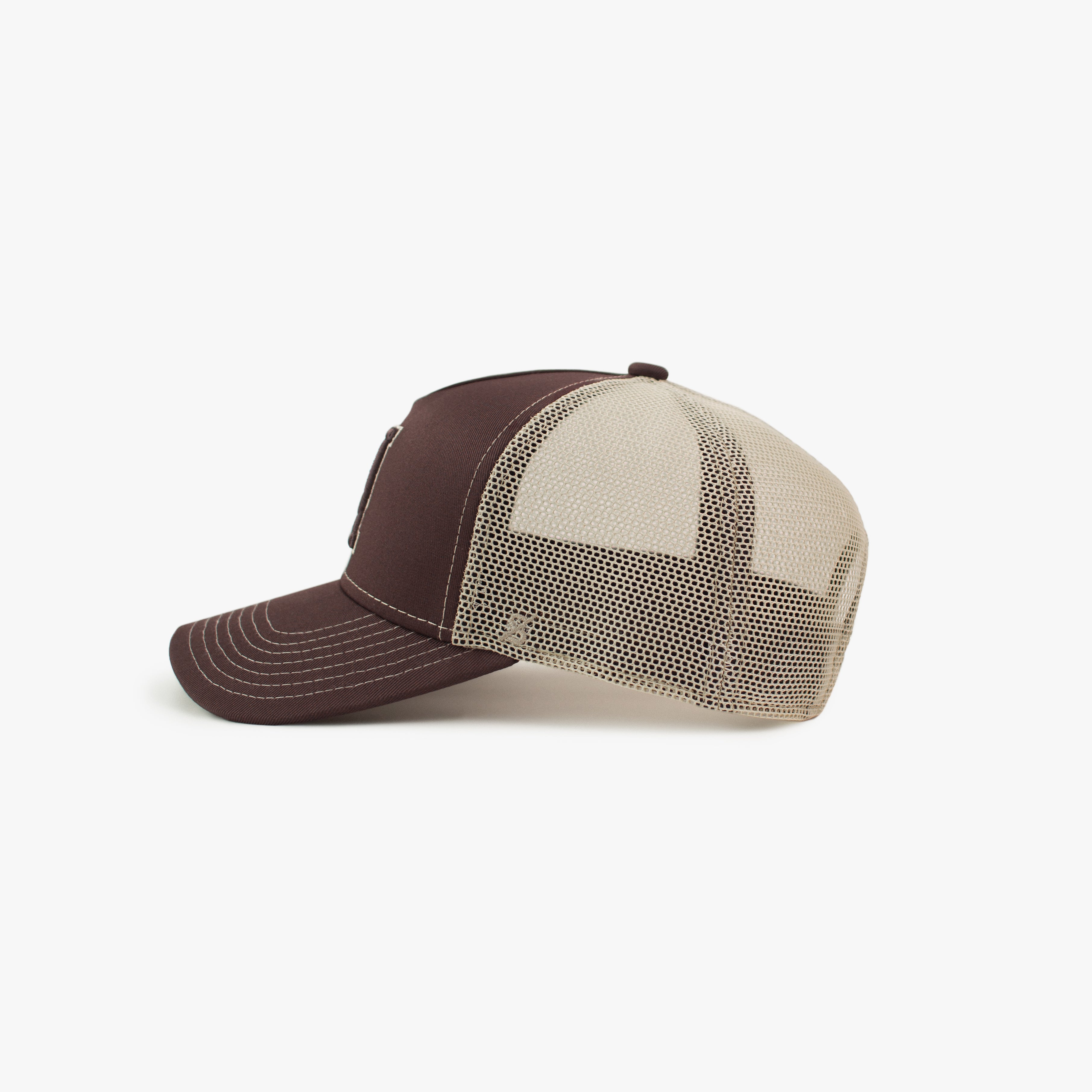UA TRUCKER CHOCOLATE/BEIGE