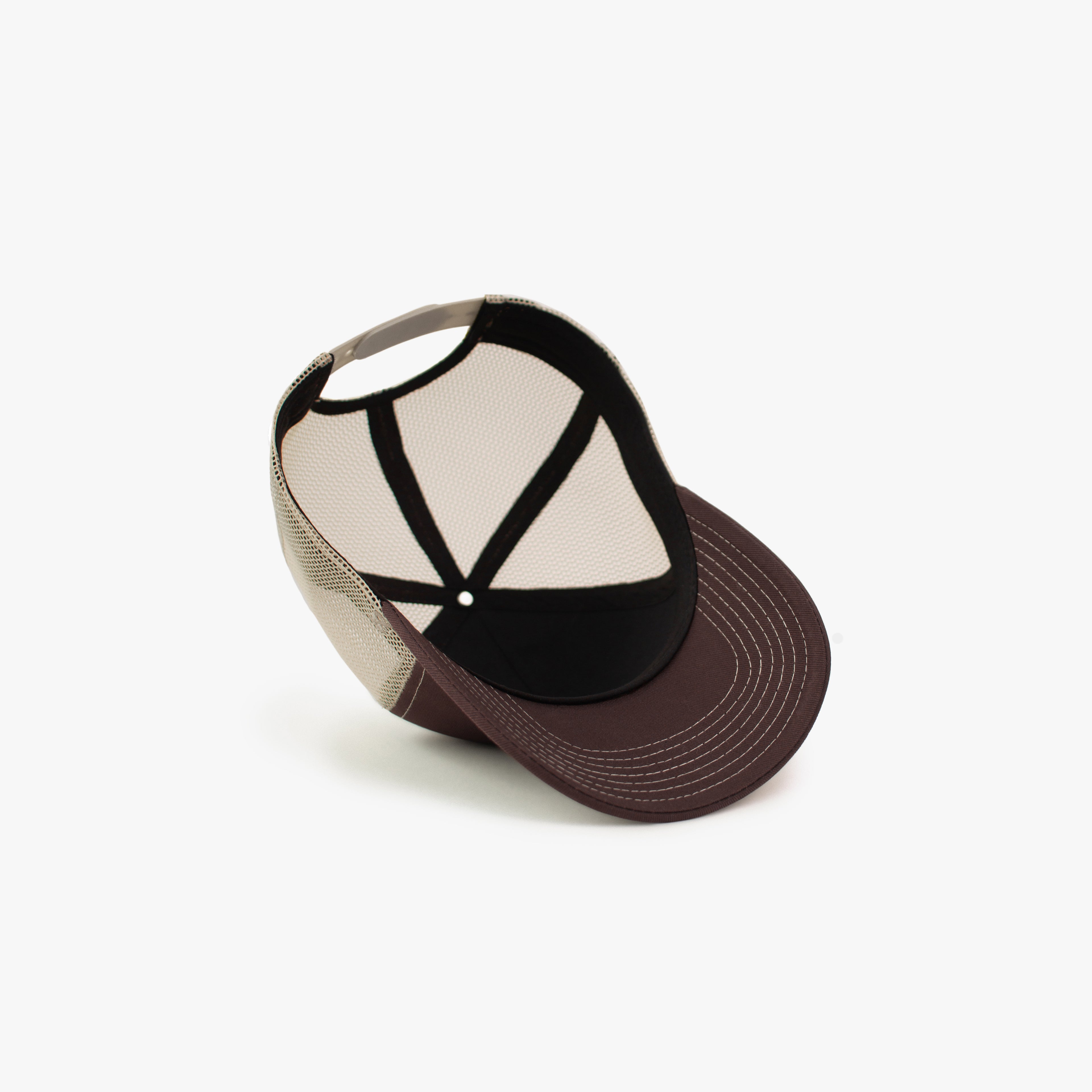 UA TRUCKER CHOCOLATE/BEIGE