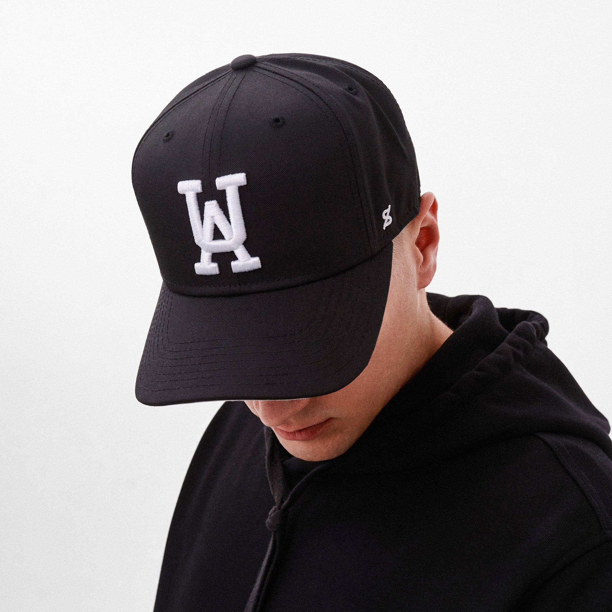 UA CLASSIC FIT BLACK