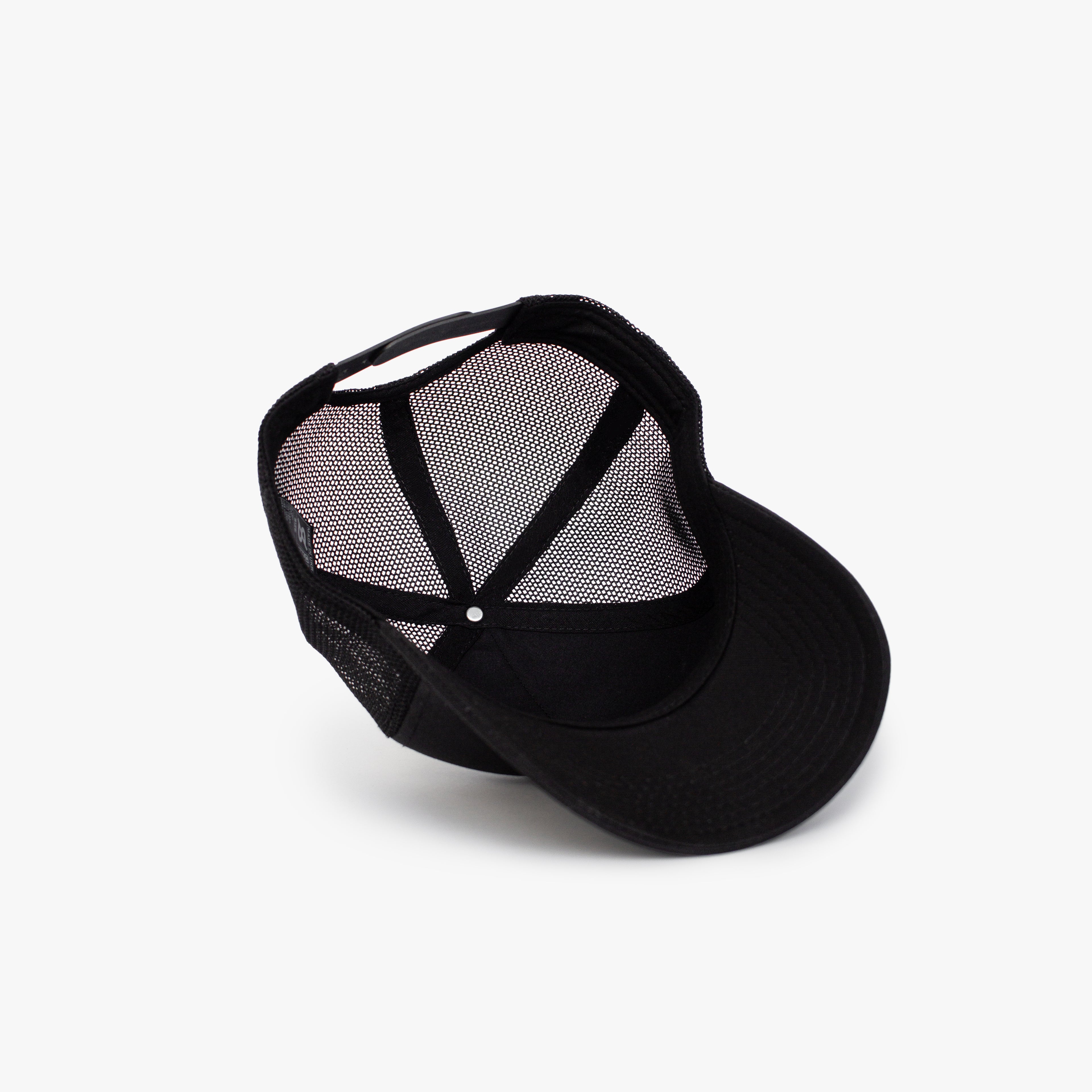 UA TRUCKER TOTAL BLACK