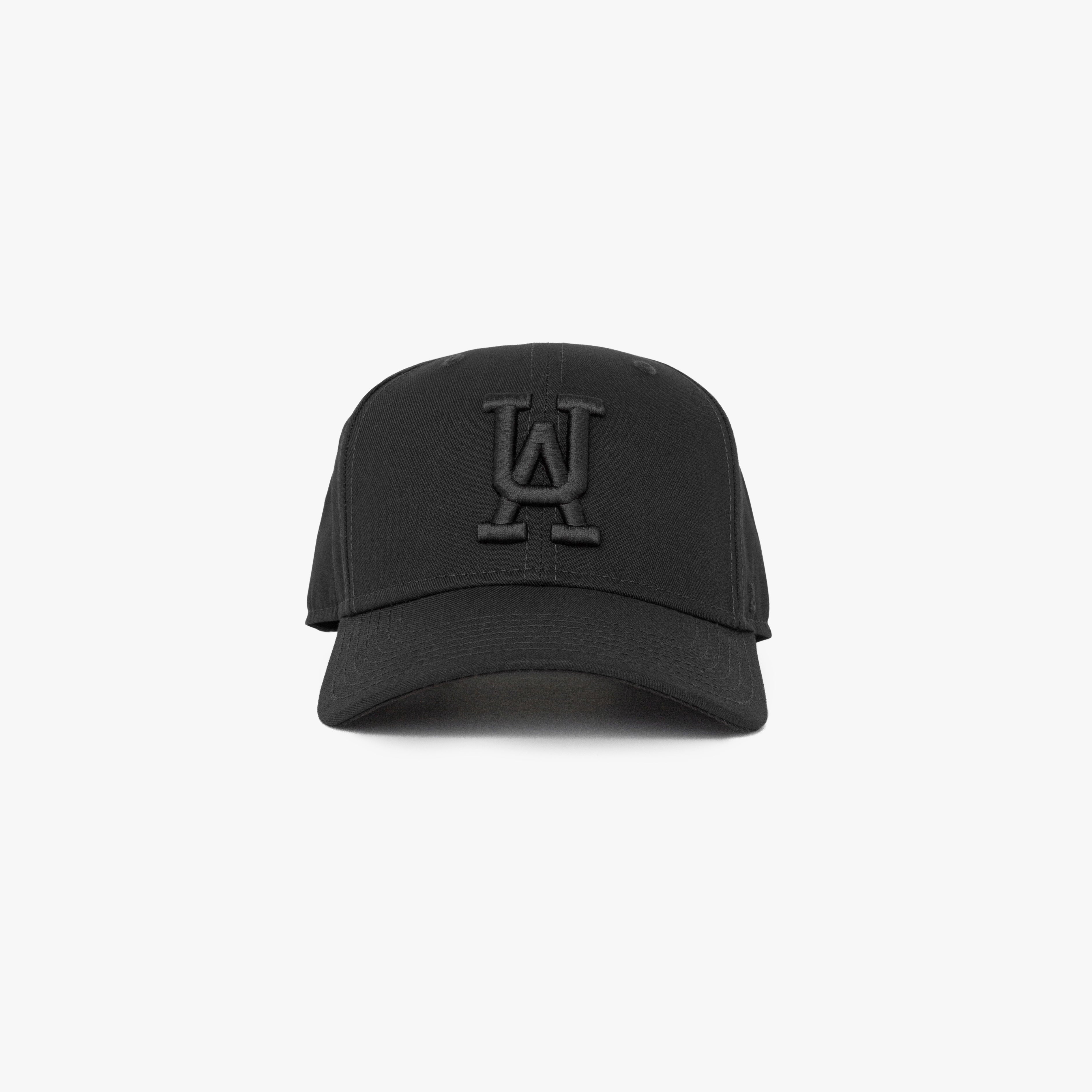 UA CLASSIC FIT TOTAL BLACK